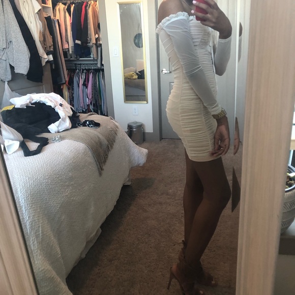 NWT White Fitted Dress - Picture 4 of 7